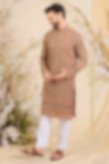 Pink Crepe Printed & Zari Embroidered Kurta by Kasbah Clothing at Pernia's Pop Up Shop