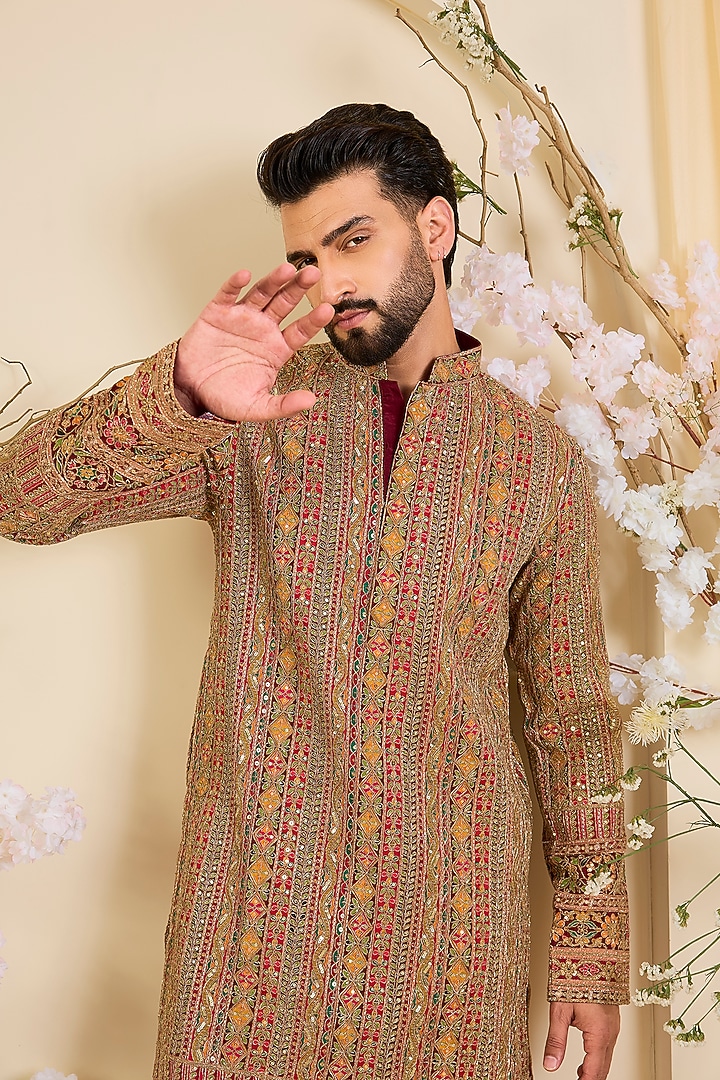 Pink Crepe Printed & Zari Embroidered Kurta by Kasbah Clothing at Pernia's Pop Up Shop
