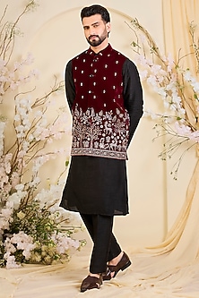 product-color-Maroon