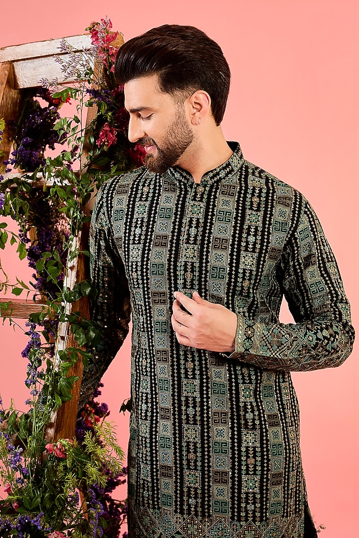 Black Georgette Kashmiri Threadwork Kurta by Kasbah Clothing at Pernia's Pop Up Shop