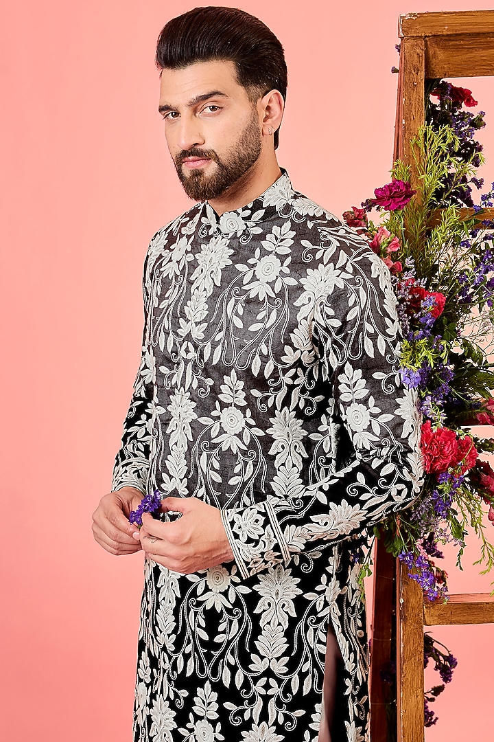 Black Silk Ombre-Shaded Threadwork Chikankari Kurta by Kasbah Clothing at Pernia's Pop Up Shop