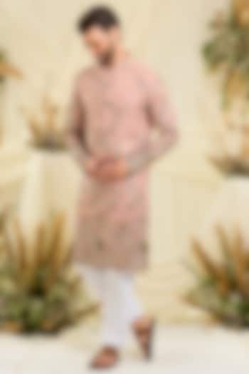 Peach Georgette Threadwork Kurta by Kasbah Clothing at Pernia's Pop Up Shop