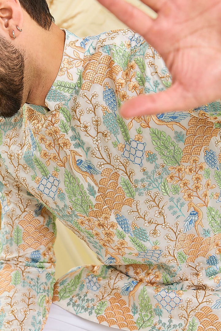 Ivory Silk Embroidered Short Kurta by Kasbah Clothing at Pernia's Pop Up Shop
