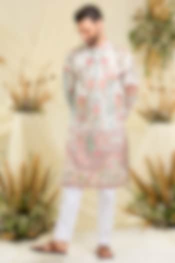 Ivory Silk Floral Kurta by Kasbah Clothing at Pernia's Pop Up Shop