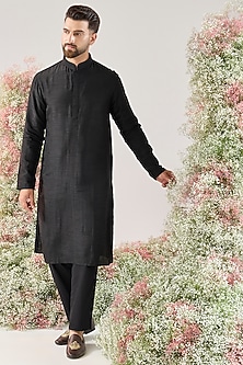 product-color-Black