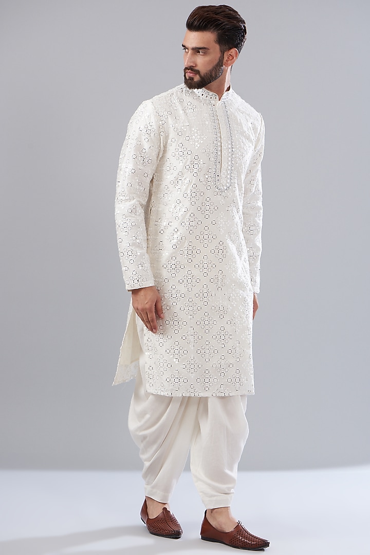 Off-White Silk Hand Embroidered Kurta Set by Kasbah Clothing at Pernia's Pop Up Shop