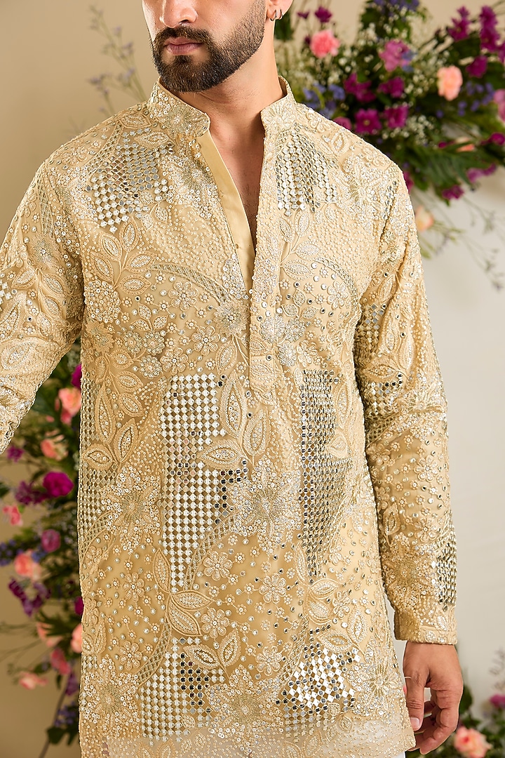 Gold Net Floral Thread Embellished Short Kurta by Kasbah Clothing at Pernia's Pop Up Shop