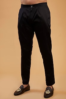 product-color-Black