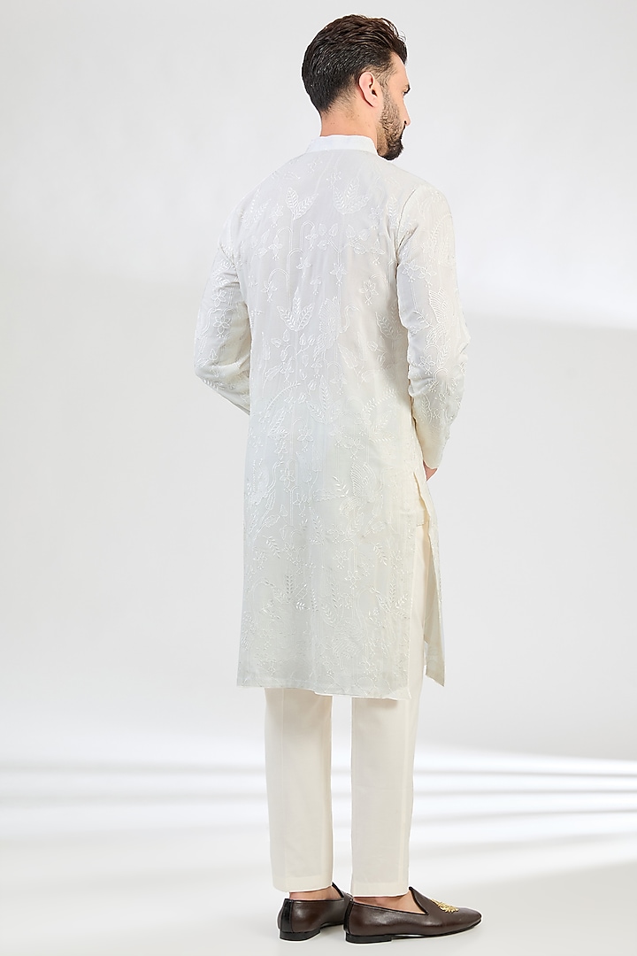 White Georgette Thread Work Chikankari Kurta by Kasbah Clothing at Pernia's Pop Up Shop