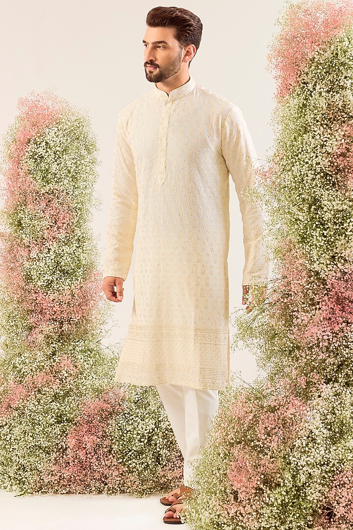 White Slub Chikankari Embroidered Kurta by Kasbah Clothing at Pernia's Pop Up Shop