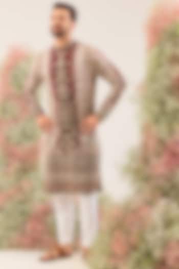 Maroon Crepe Floral Embroidered Kurta by Kasbah Clothing at Pernia's Pop Up Shop