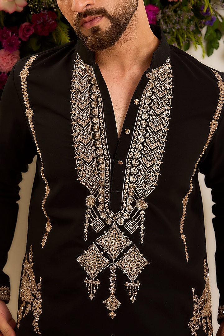 Black Japanese Thread Embroidered Kurta by Kasbah Clothing at Pernia's Pop Up Shop