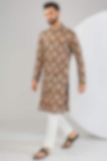 Black & Rust Georgette Thread Embroidered Chikankari Kurta by Kasbah Clothing at Pernia's Pop Up Shop