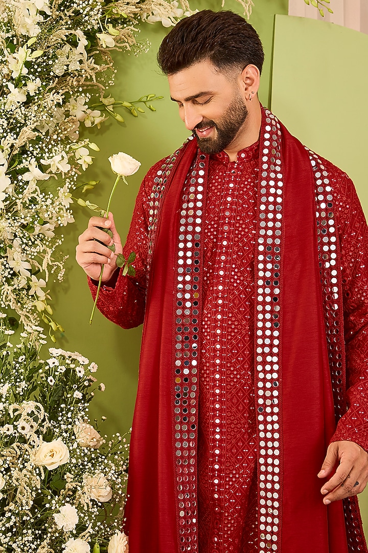 Red Silk Mirror Embellished Kurta With Stole by Kasbah Clothing at Pernia's Pop Up Shop