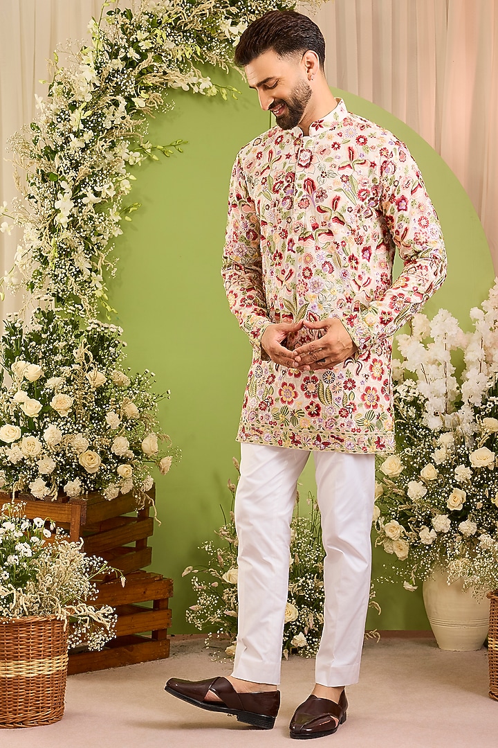 White Georgette Threadwork Short Kurta by Kasbah Clothing at Pernia's Pop Up Shop