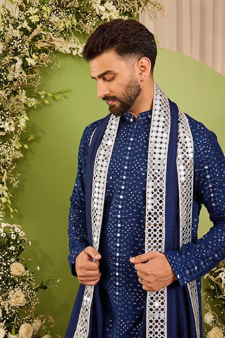 Black Silk Mirror Embroidered Kurta With Stole by Kasbah Clothing at Pernia's Pop Up Shop