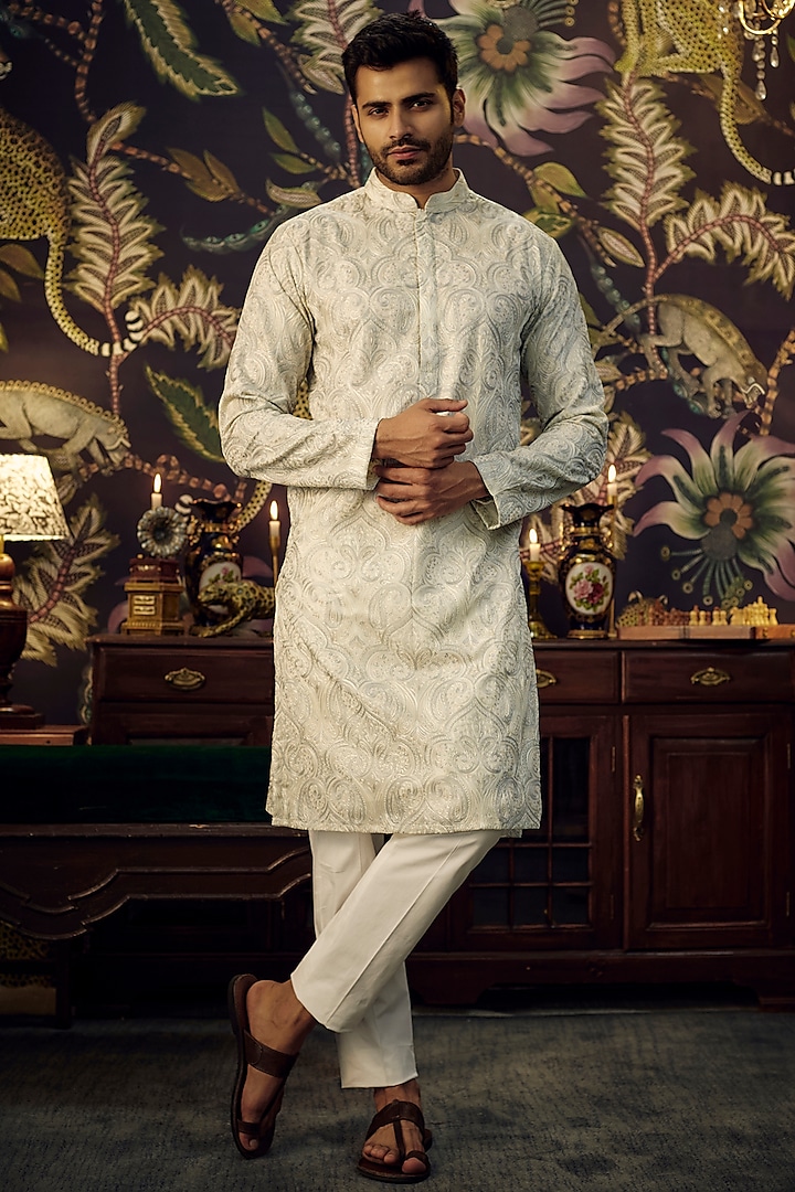 Ivory Georgette Threadwork Kurta Set by Kasbah Clothing