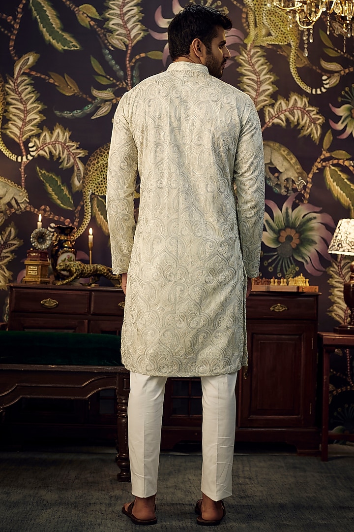 Ivory Georgette Threadwork Kurta Set by Kasbah Clothing at Pernia's Pop Up Shop
