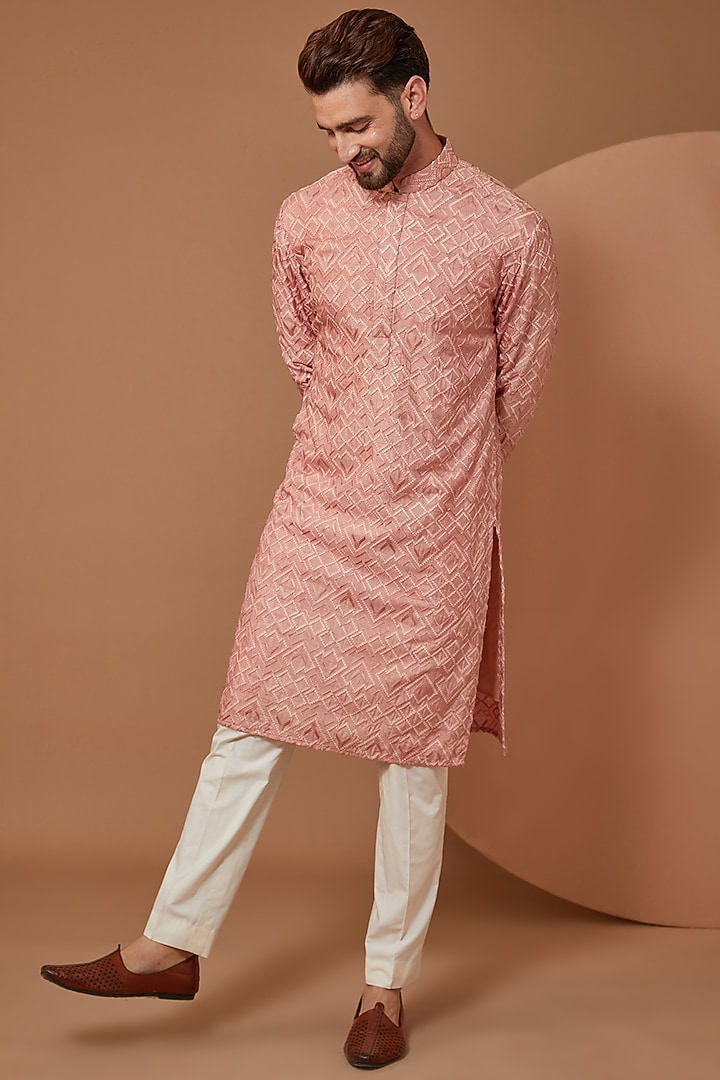 Peach Silk Thread Embroidered Kurta Set by Kasbah Clothing at Pernia's Pop Up Shop