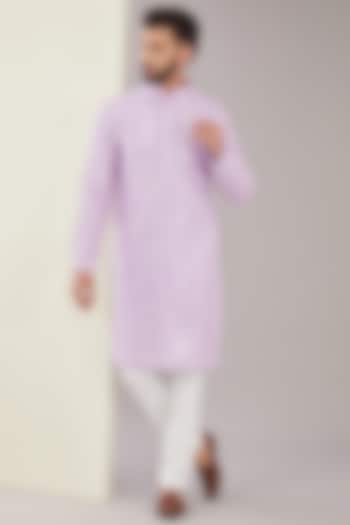 Lilac Silk Thread & Sequins Work Kurta Set by Kasbah Clothing at Pernia's Pop Up Shop