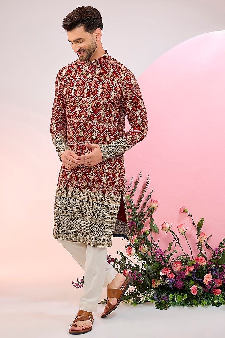 Red Georgette Zari Embroidered Bandhani Kurta by Kasbah Clothing