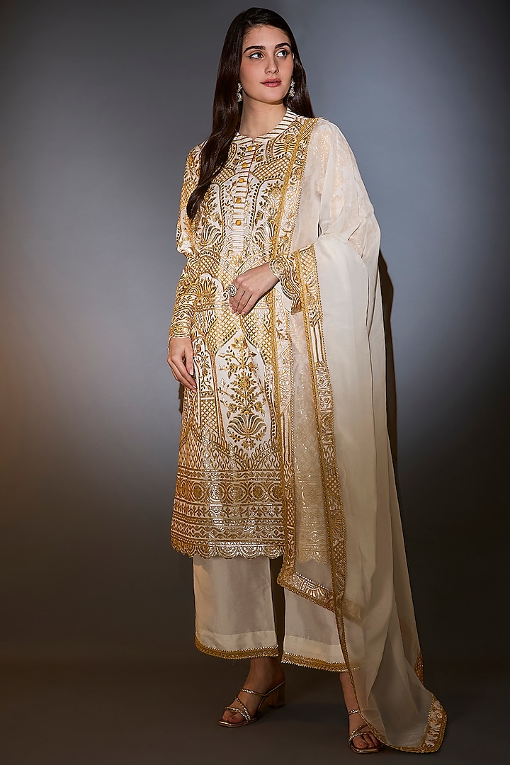 Ivory & Yellow Silk Threadwork Kurta Set by Kasbah at Pernia's Pop Up Shop