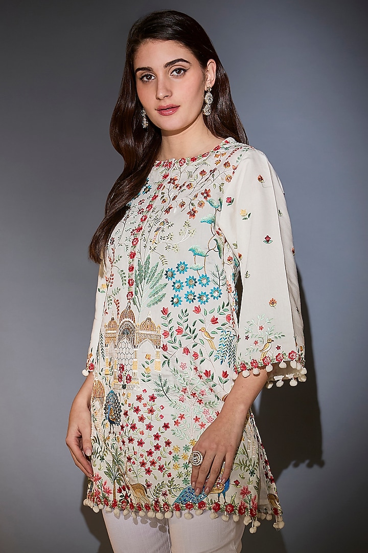 White Silk Thread Embroidered Tunic by Kasbah at Pernia's Pop Up Shop