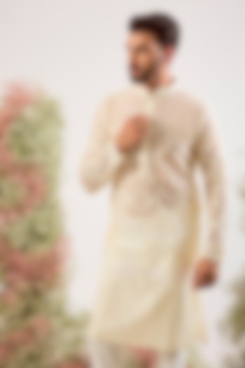 White Organza Chikankari Embroidered Kurta by Kasbah Clothing at Pernia's Pop Up Shop