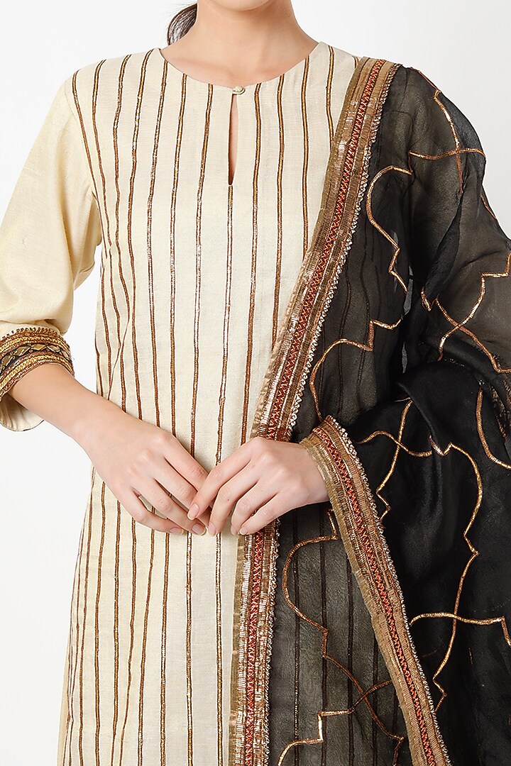 Beige Gota Embroidered Kurta Set by Kashidaa at Pernia's Pop Up Shop
