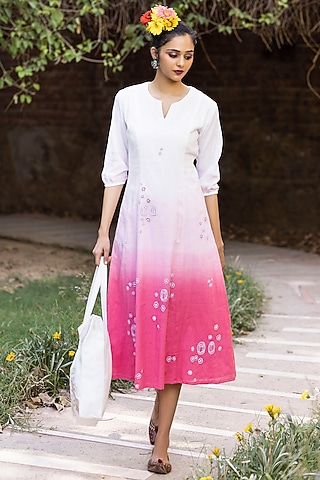 White & Pink Embroidered Kurta by Kahani Lush