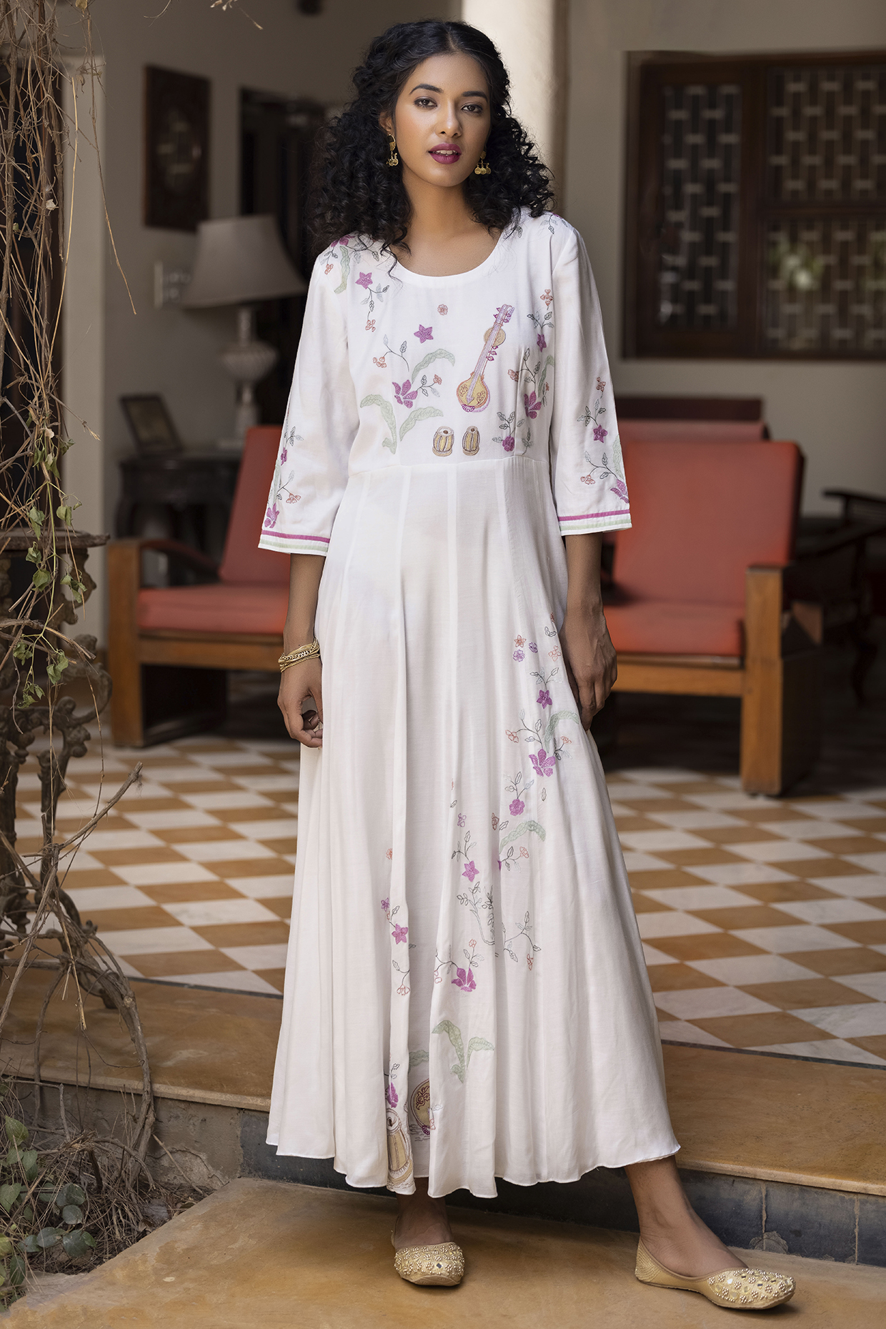 White Embroidered Anarkali by Kahani Lush at Pernia's Pop Up Shop