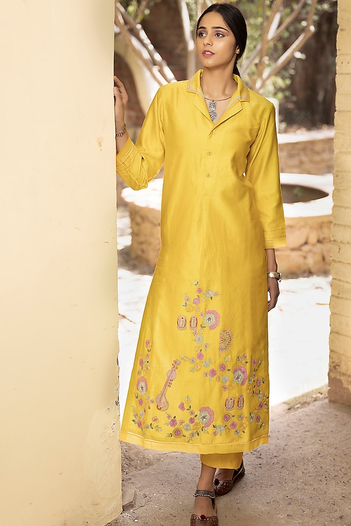 Yellow Kurta Set With Embroidery by Kahani Lush