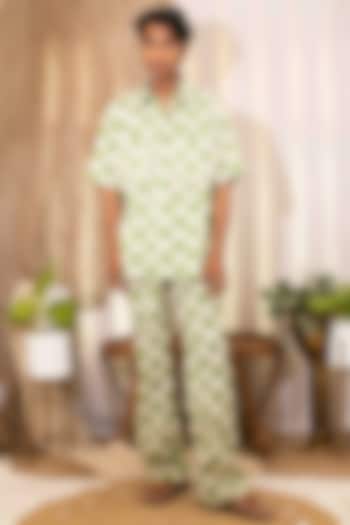 Green Cotton Printed Co-Ord Set by Kalakaari By Sagarika Men at Pernia's Pop Up Shop