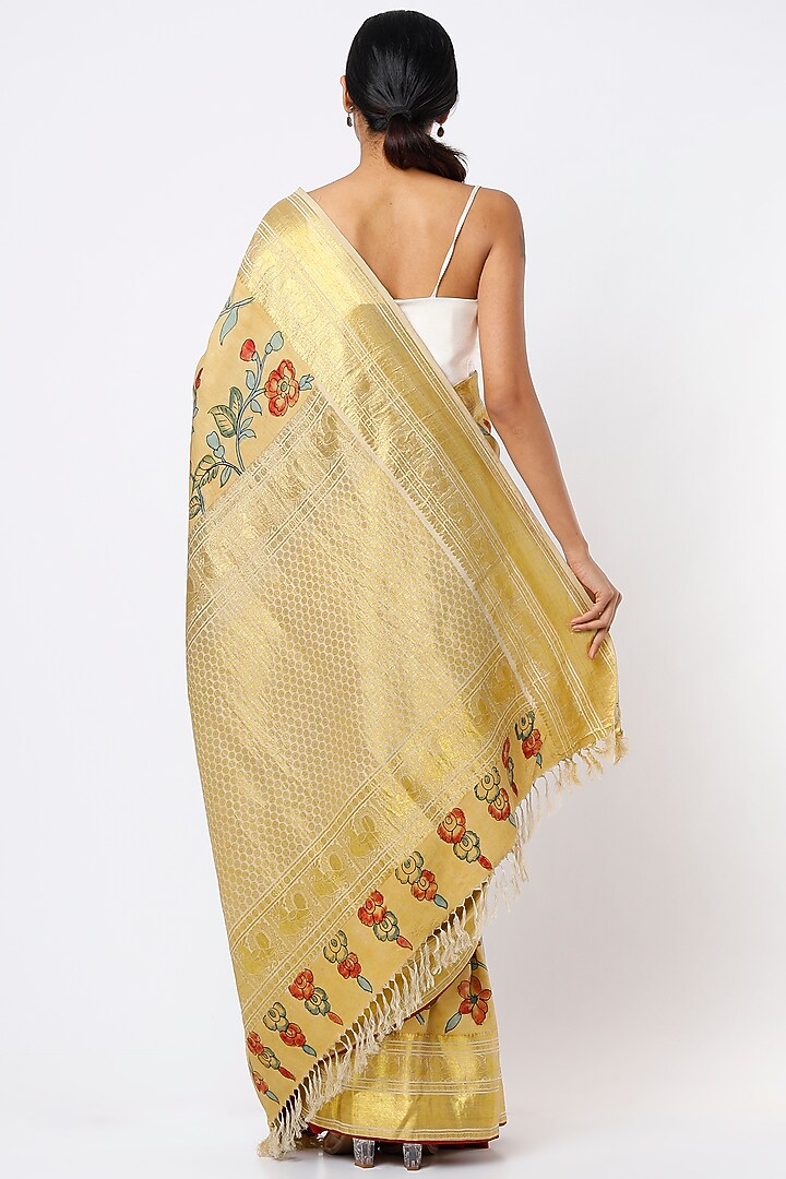 Yellow Hand Painted Kalamkari Wedding Saree Set by Kasturi Kundal at Pernia's Pop Up Shop