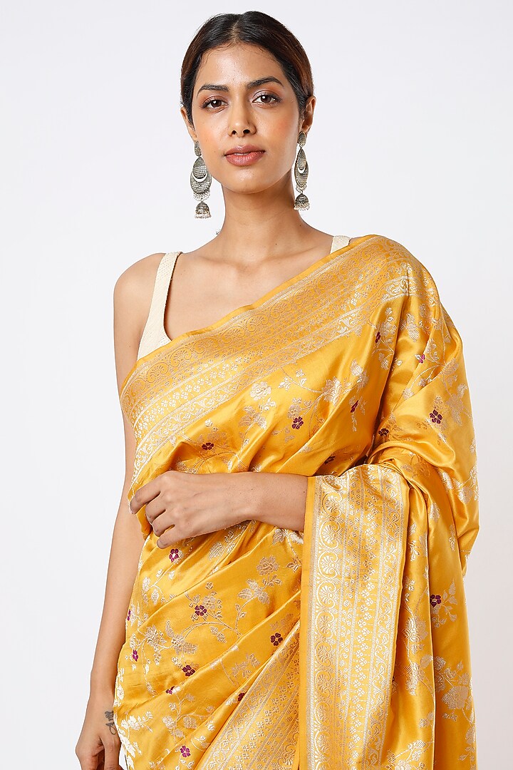 Yellow Floral Banarasi Reception Saree Set by Kasturi Kundal at Pernia's Pop Up Shop