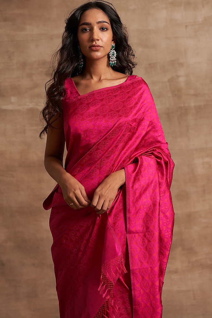 Fuchsia Pure Silk Wedding Saree Set by Kasturi Kundal at Pernia's Pop Up Shop