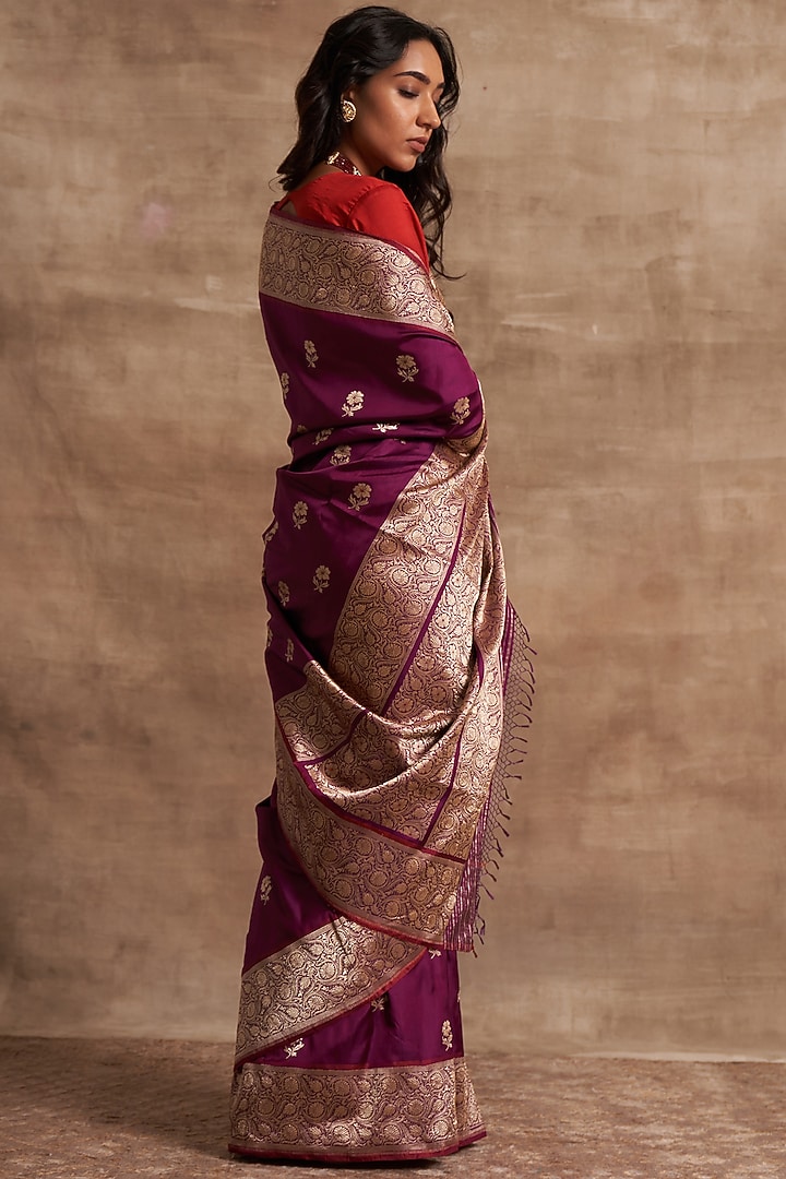 Aubergine Pure Banarasi Silk Handwork Wedding Saree by Kasturi Kundal at Pernia's Pop Up Shop