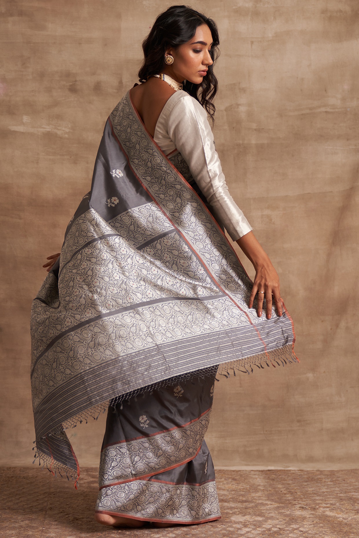 Buy Beatitude Grey Zari Weaving Banarasi Saree for Women Online @ Tata CLiQ  Luxury