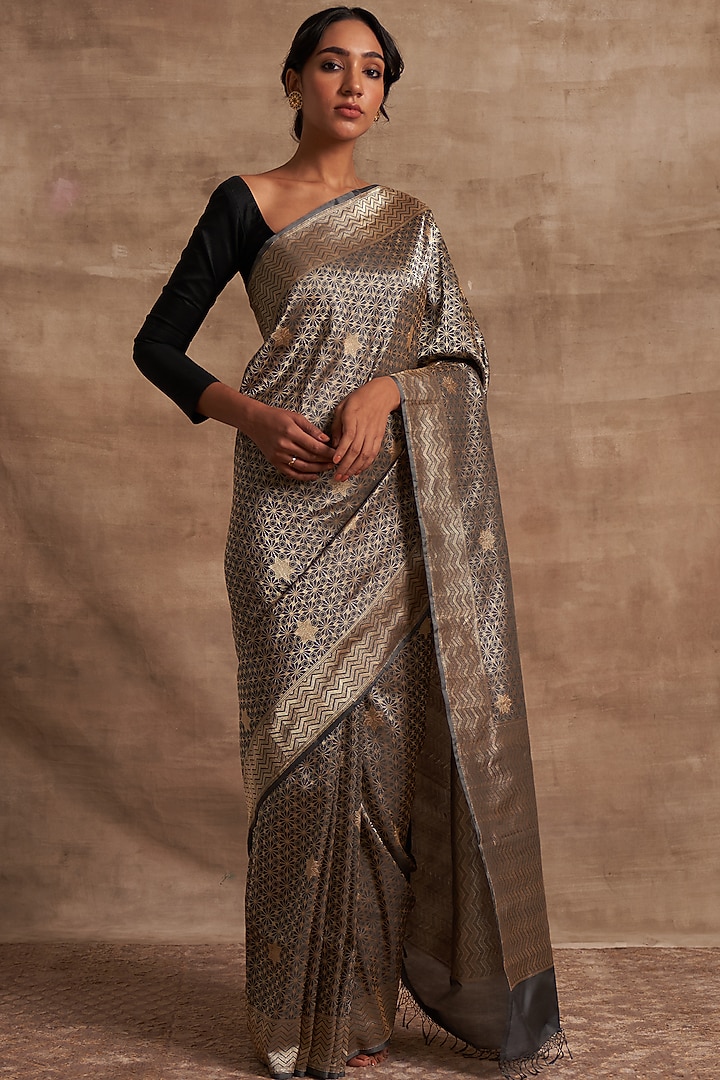 Charcoal Grey Pure Silk Wedding Saree by Kasturi Kundal at Pernia's Pop Up Shop