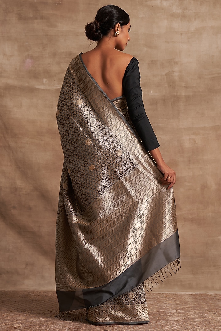 Charcoal Grey Pure Silk Wedding Saree by Kasturi Kundal at Pernia's Pop Up Shop
