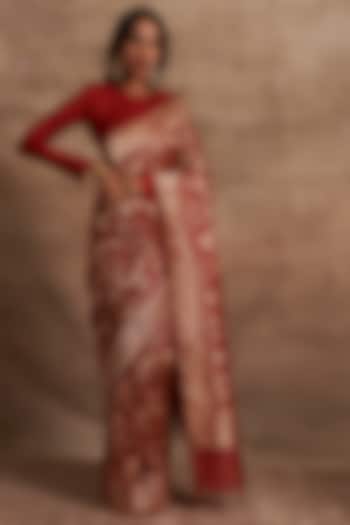 Red Banarasi Silk Saree Set by Kasturi Kundal