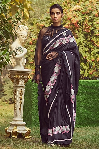 Black Katan Silk Pearl Embroidered Banarasi Handloom Saree Set by Kasturi Kundal