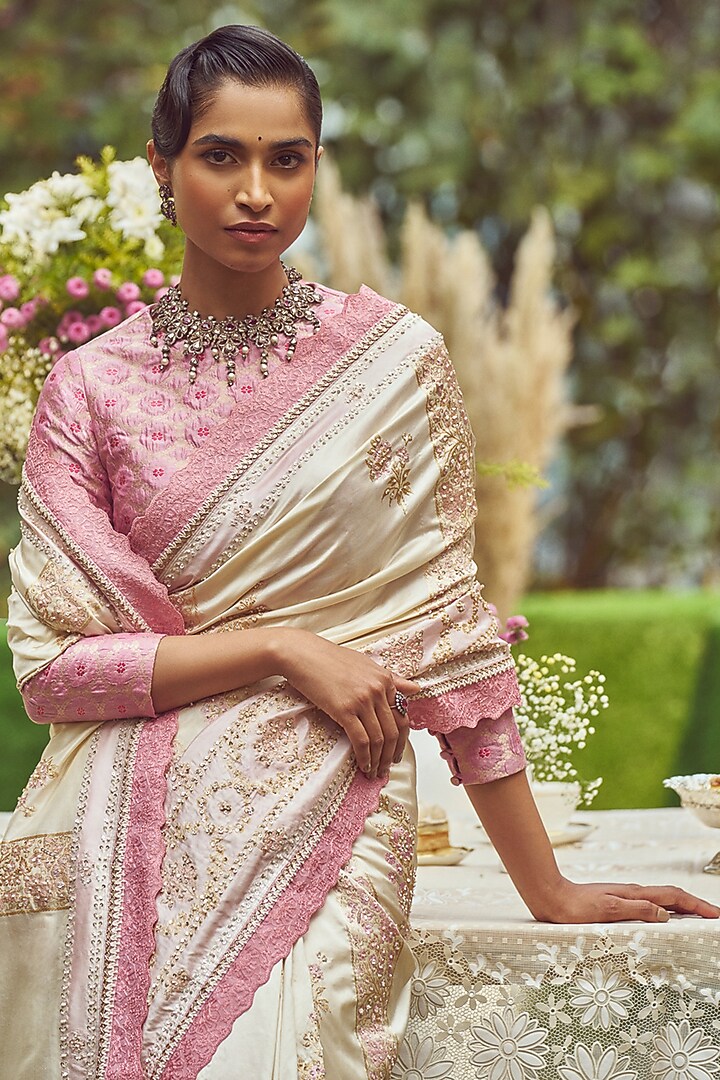 Ivory Katan Silk Pearl Embroidered Banarasi Handloom Reception Saree Set by Kasturi Kundal at Pernia's Pop Up Shop