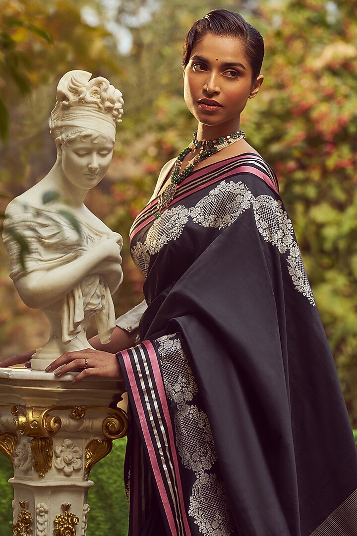 Black Katan Silk Meenakari Banarasi Handloom Wedding Saree Set by Kasturi Kundal at Pernia's Pop Up Shop