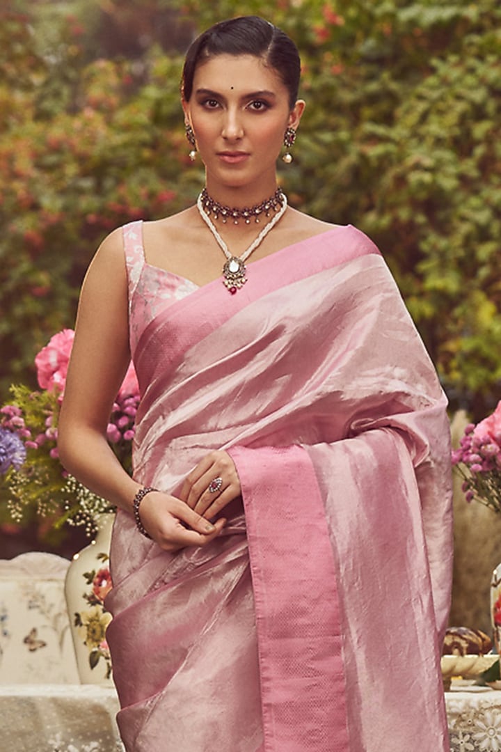 Fluorescent Pink Katan Silk Banarasi Handloom Wedding Saree Set by Kasturi Kundal at Pernia's Pop Up Shop