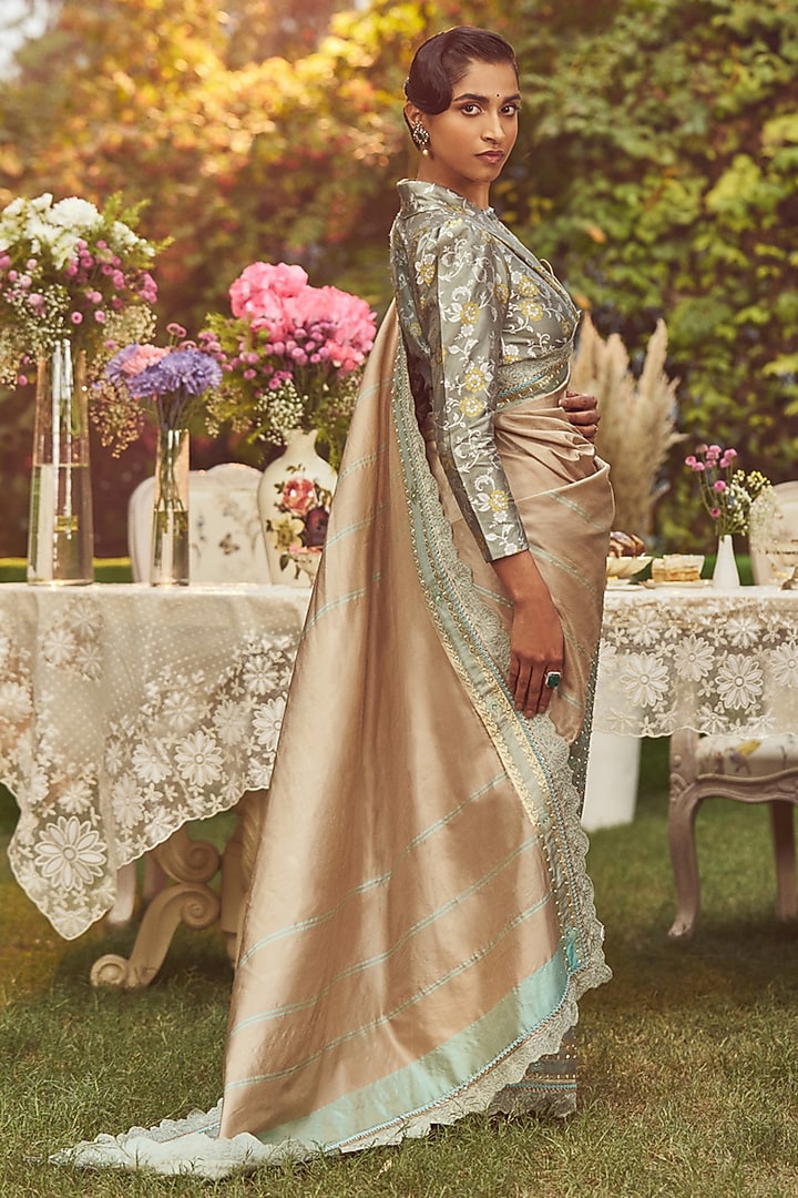 Sand Colored Katan Silk Embroidered Banarasi Handloom Wedding Saree Set by Kasturi Kundal at Pernia's Pop Up Shop