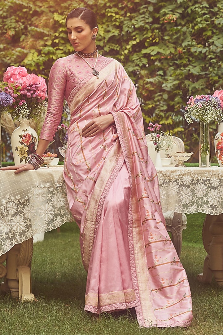 Pink Katan Silk French Knot Embroidered Banarasi Handloom Saree Set by Kasturi Kundal at Pernia's Pop Up Shop