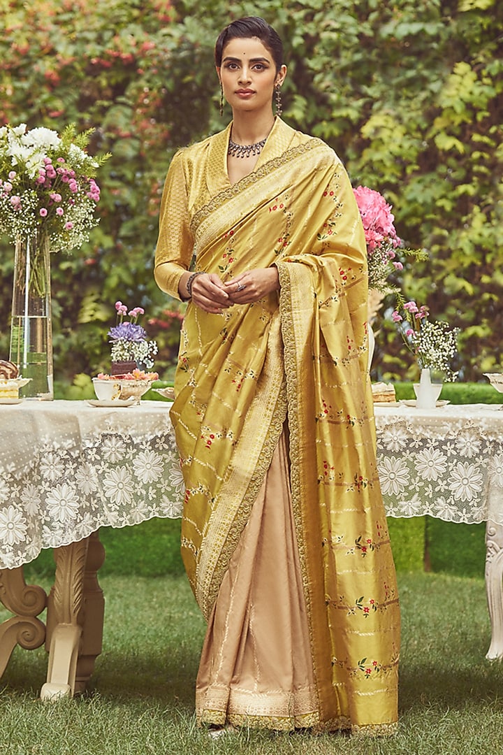 Yellow Katan Silk Embroidered Banarasi Handloom Saree Set by Kasturi Kundal at Pernia's Pop Up Shop