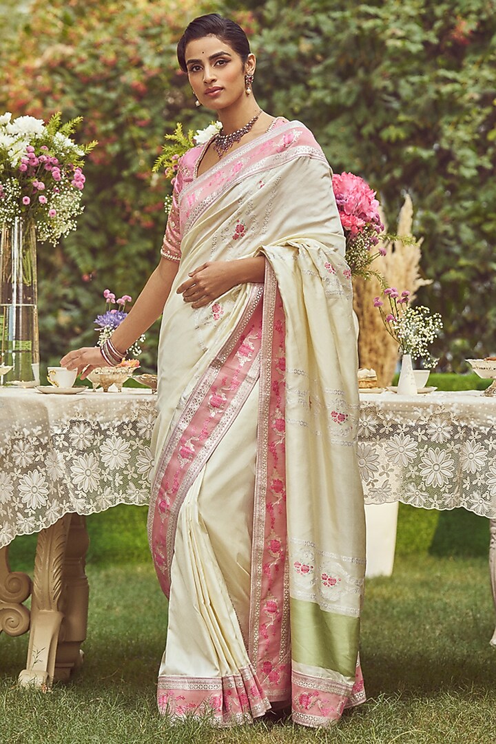 Ivory Katan Silk Meenakari Banarasi Handloom Wedding Saree Set by Kasturi Kundal at Pernia's Pop Up Shop