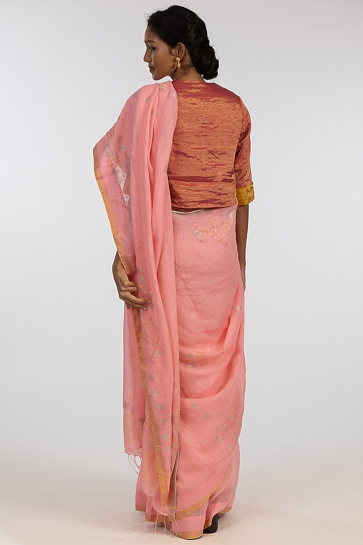 Yellow & Pink Pure Linen Jamdani Geometric Motif Embroidered Handloom Party Wear Saree Set by Kasturi Kundal at Pernia's Pop Up Shop